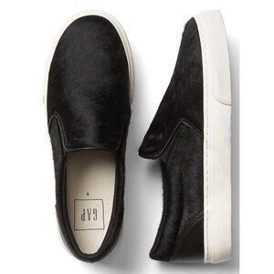 EUC Gap black laceless calf hair slip on sneaker, US 10